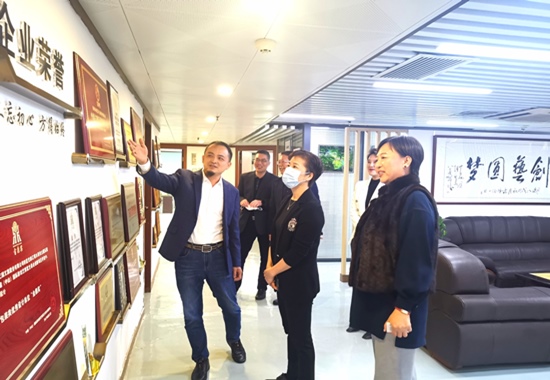 快讯：肇庆市何婧副市长一行莅临918博天堂文旅集团考察交流